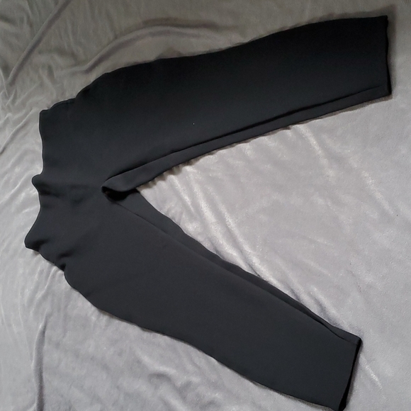 SPANX BLACK ⚫️ LEGGINGS - Picture 4 of 8